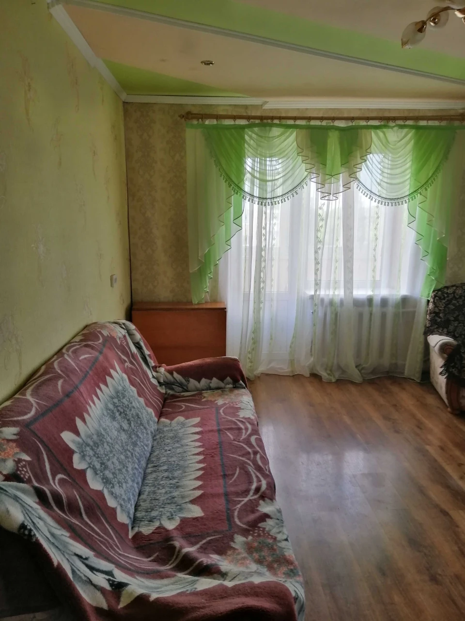 Продам 1 к кв р-н 17 гімназії