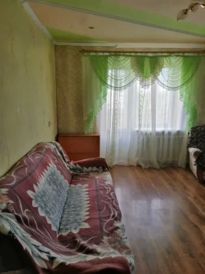 Продам 1 к кв р-н 17 гімназії