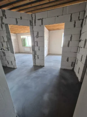 Оновлено! Продам 2-кімнатну квартиру з можливістю перепланув