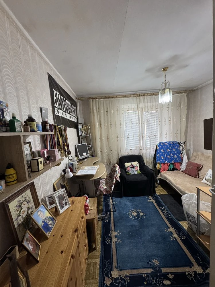 Продам 3-кімнатну квартиру ,Смірнова