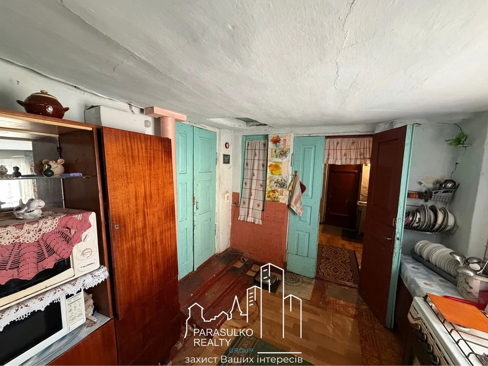 Продам 2-х кімнатну квартиру в центрі міста