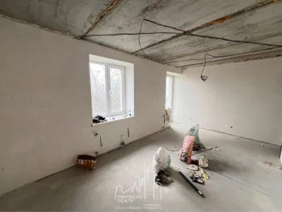 Продам затишну 2-кімнатну квартиру поряд з центром міста!