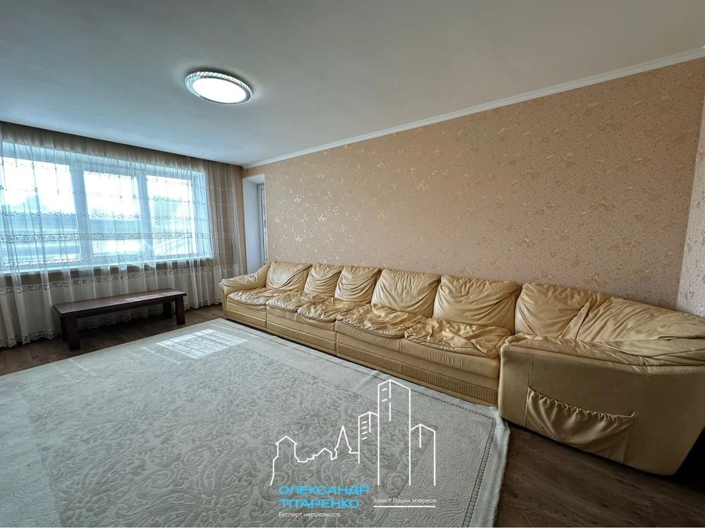 Продам ЕКСКЛЮЗИВНУ 3-кімнатну квартиру в самому центрі міста