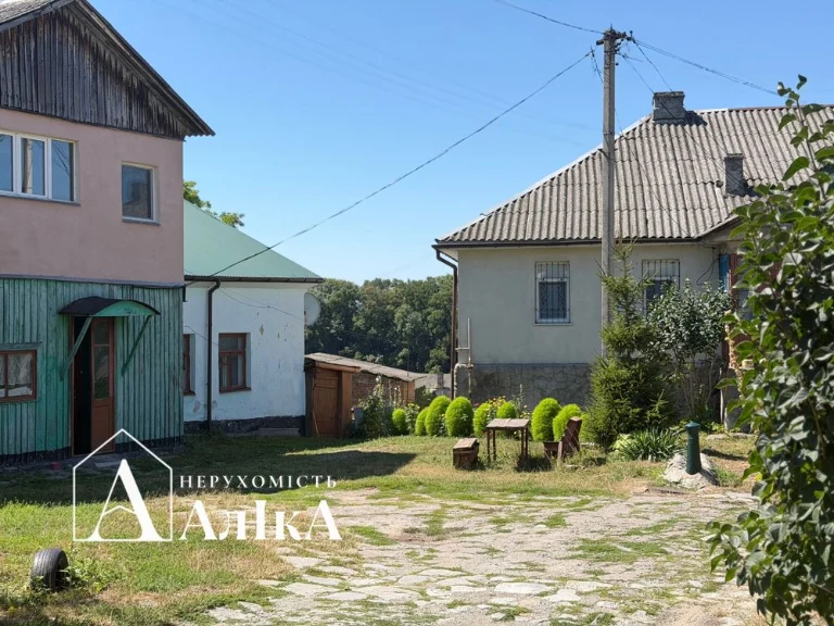 Продам 1-кімнатну квартиру в серці Старого міста