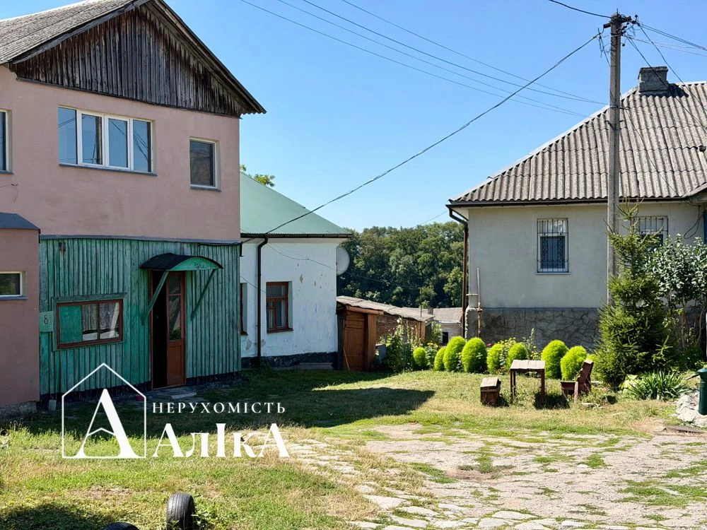 Продам 1-кімнатну квартиру в серці Старого міста