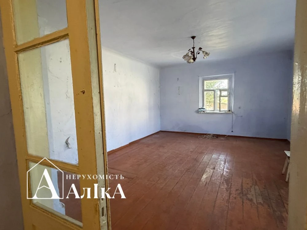 Продам 1-кімнатну квартиру в серці Старого міста