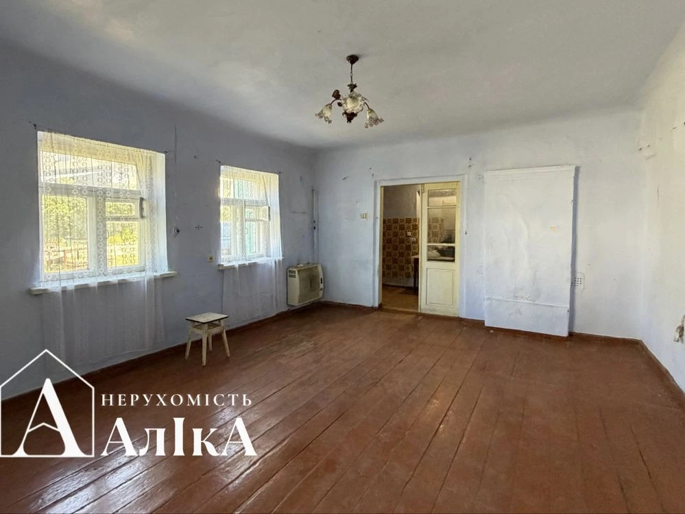 Продам 1-кімнатну квартиру в серці Старого міста