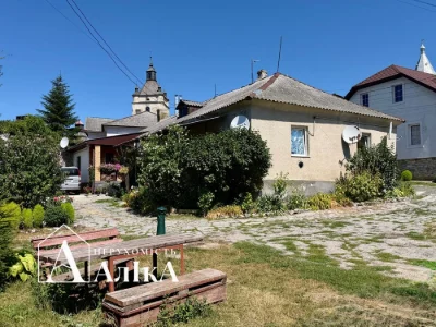 Продам 1-кімнатну квартиру в серці Старого міста