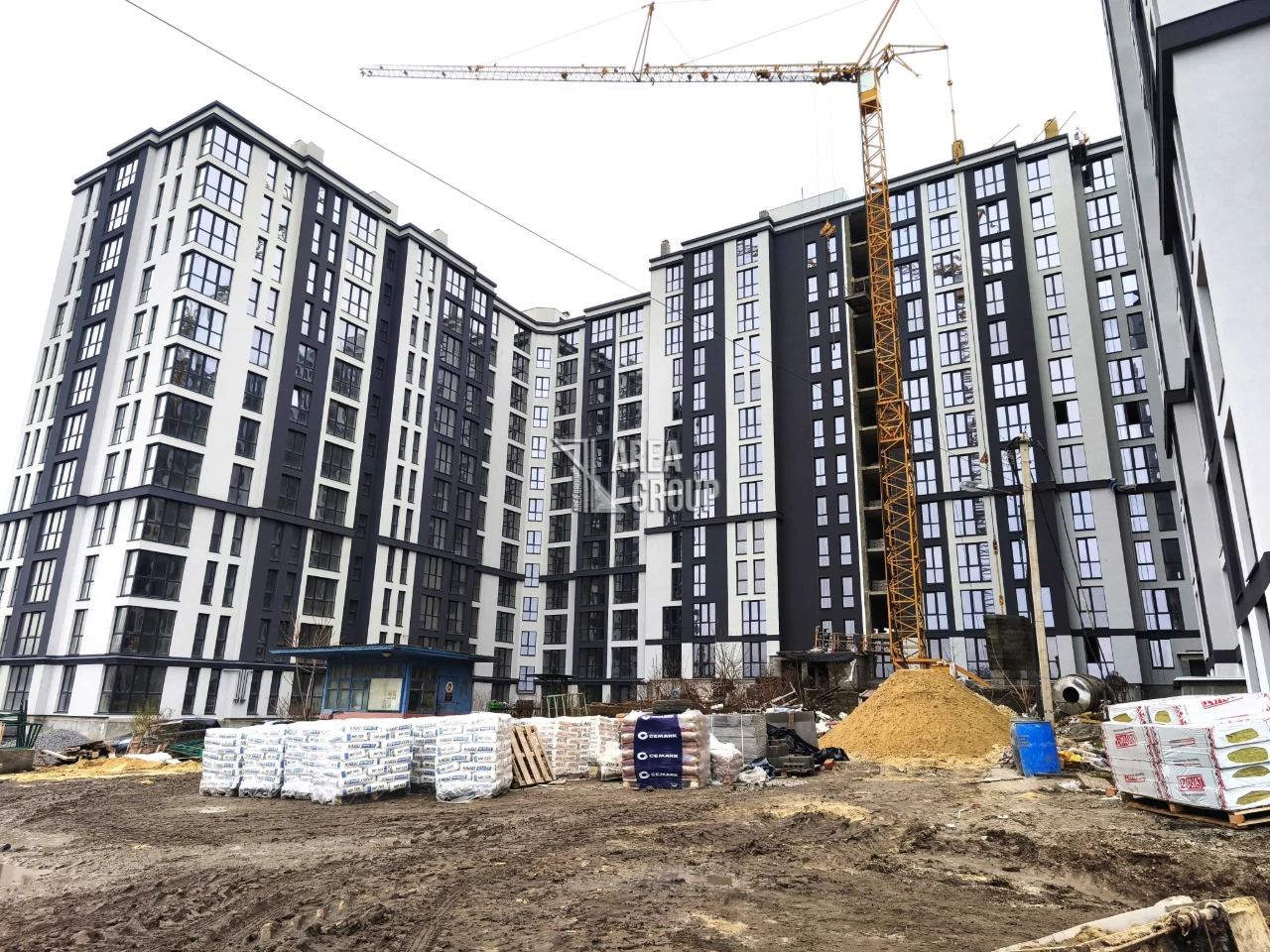 Простора 1-кімнатна квартира в збудованому будинку Джем Сіті