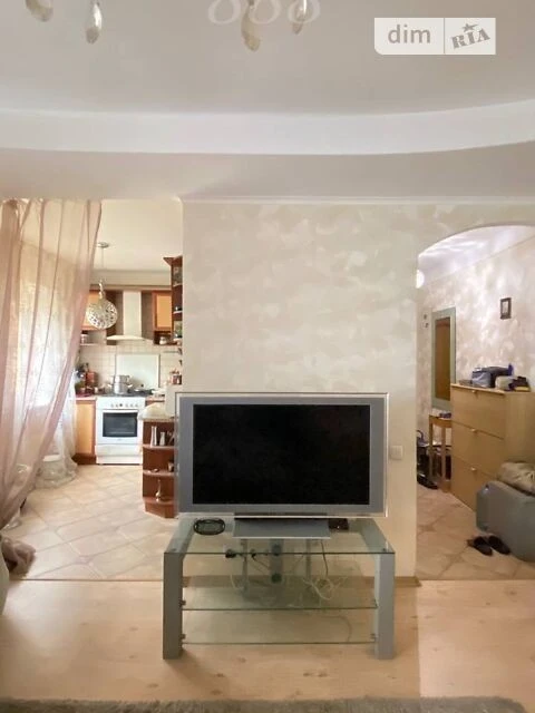 Sale of 3-room apartment 67 sq. m on Lesi Ukrainky Blvd. 28 • ID 34