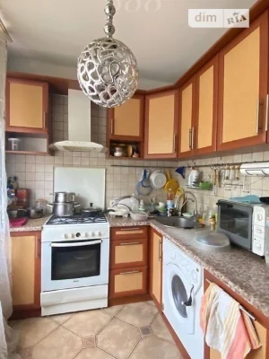 Sale of 3-room apartment 67 sq. m on Lesi Ukrainky Blvd. 28 • ID 34