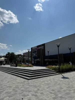 ПРОДАЖ 1-кімнатної квартири з окремим входом у центрі мікрор