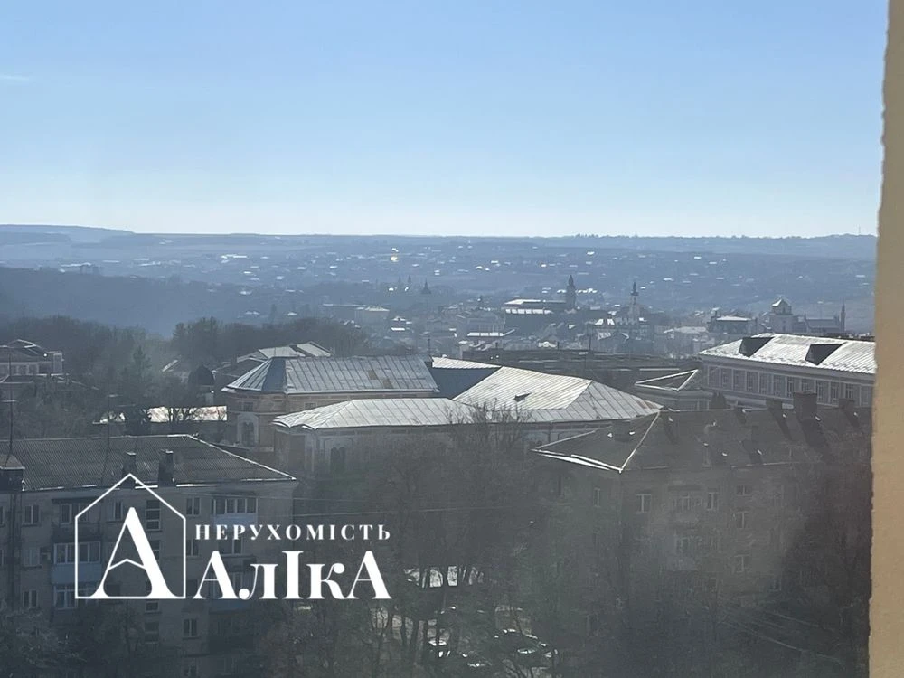 Продається дворівнева квартира в новобудові з неймовірною терасою