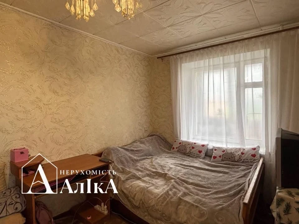 Продам 2-кімнатну квартиру з хорошим плануванням