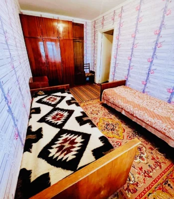Продам 2-кімнатну квартиру