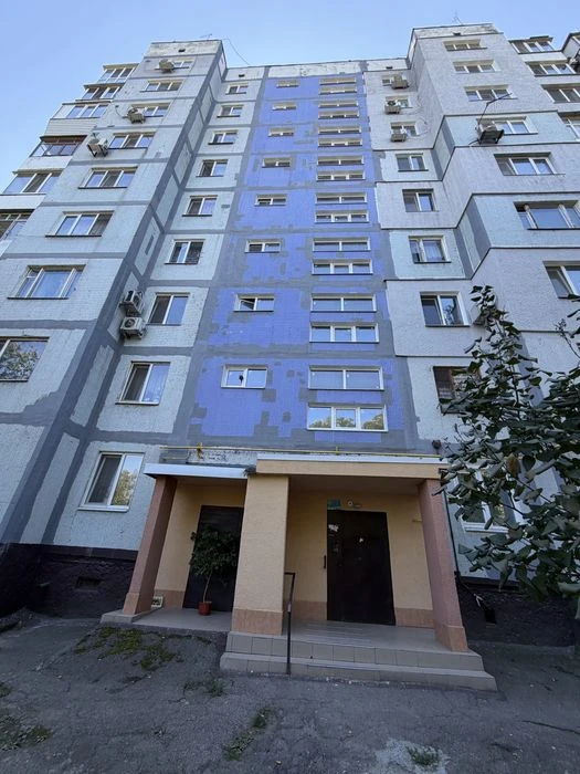 4 комнатная ,Хортицкий,Маршала Судца 1