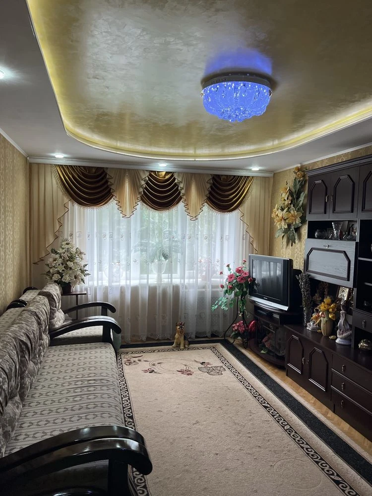 Продається затишна 3-кімнатна квартира площею 68 м² у районі