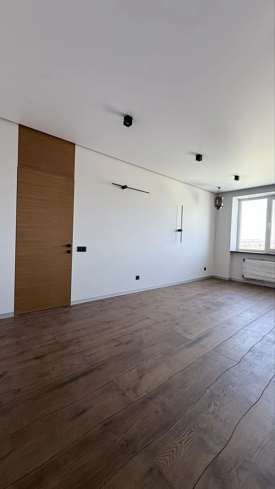 "Нова Будова 2" Продаж 2-кім.квартири з дизайнерським ремонт