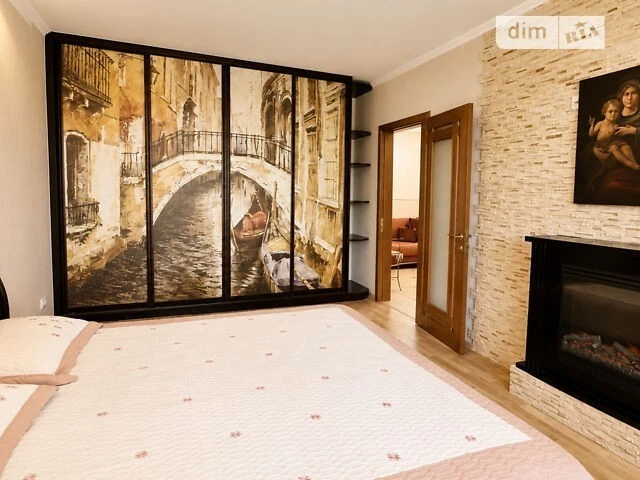 Sale of 3-room apartment 105 sq. m on Oleny Pchilky 4 • ID 345