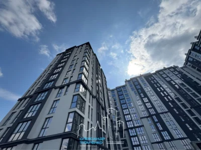 Spacious apartment with improvements in a completed building!