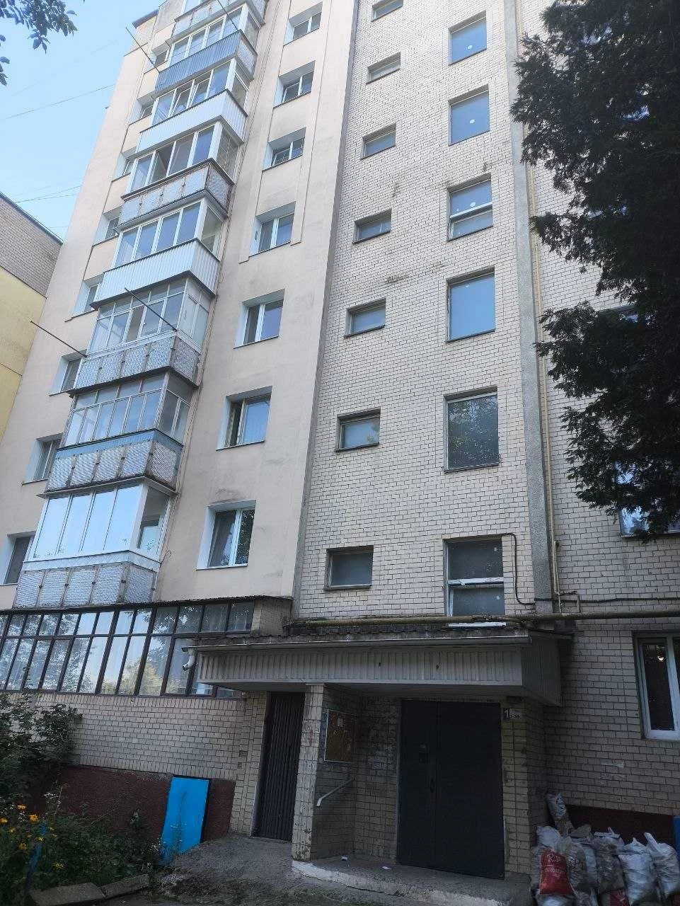 Продам 2-о кімнатну квартиру на Смірнова ВІД ВЛАСНИКА