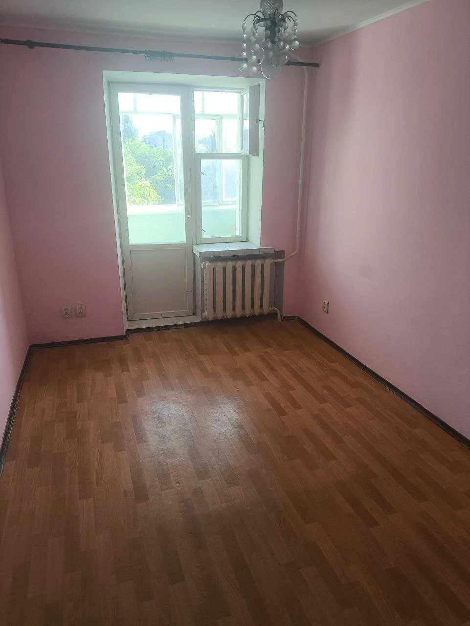 Продам 2-о кімнатну квартиру на Смірнова ВІД ВЛАСНИКА