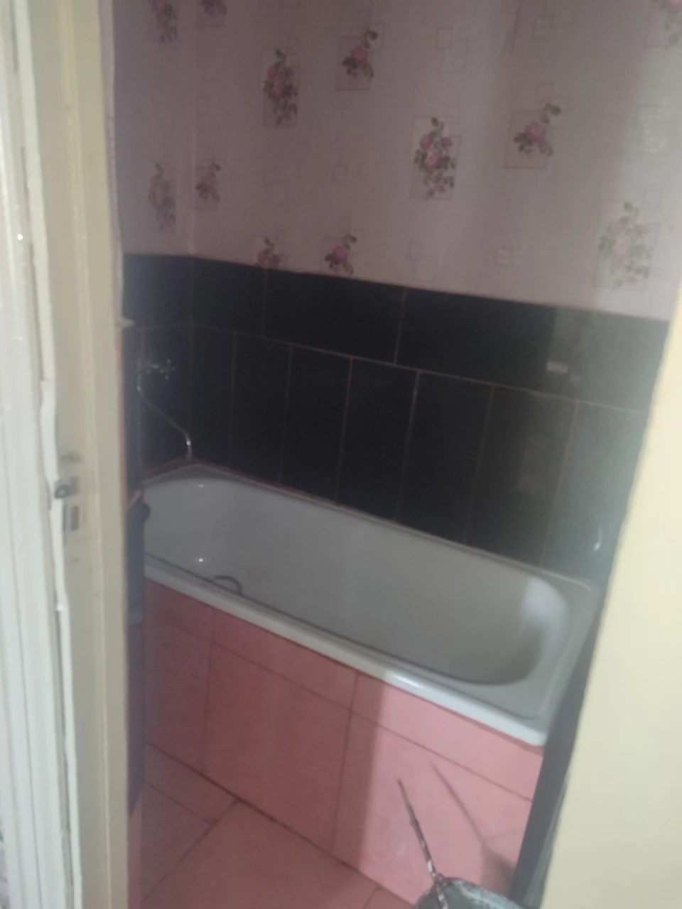 Selling a 2-room apartment at an attractive price