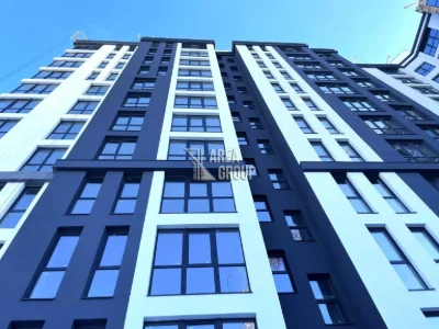 Класна 1-кімнатна квартира у розтермінування з 50% першим вн