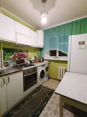 Продам 1 кімнатну квартиру