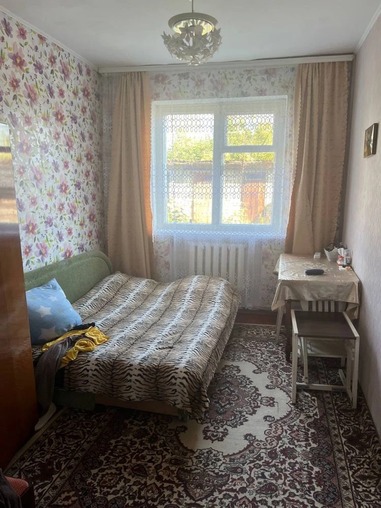 For Sale: 3-bedroom apartment with two outbuildings