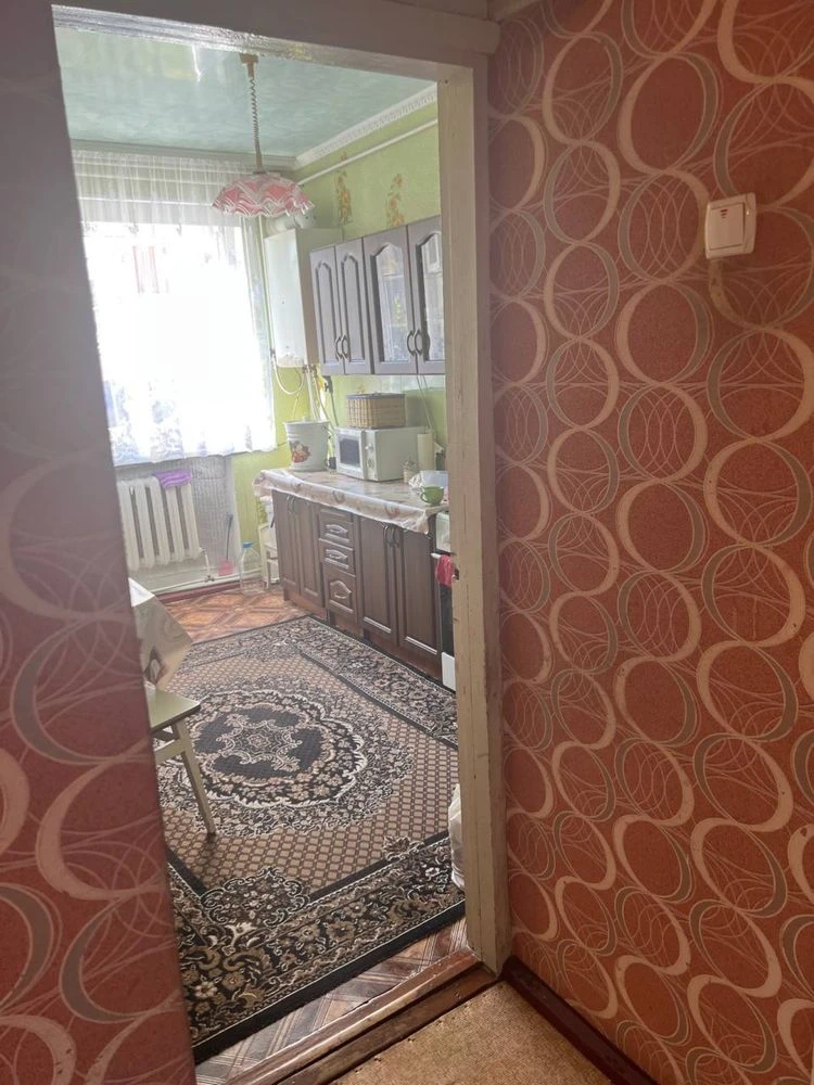 For Sale: 3-bedroom apartment with two outbuildings