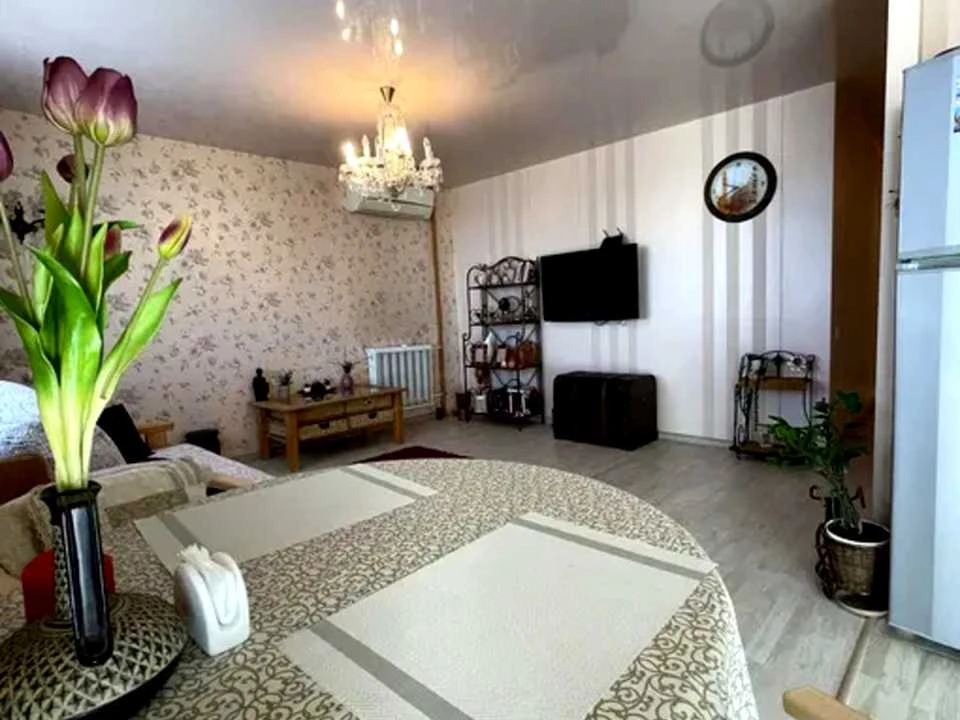 Apartment. Kharkiv, Aerokosmichny Ave. (Gagarina)