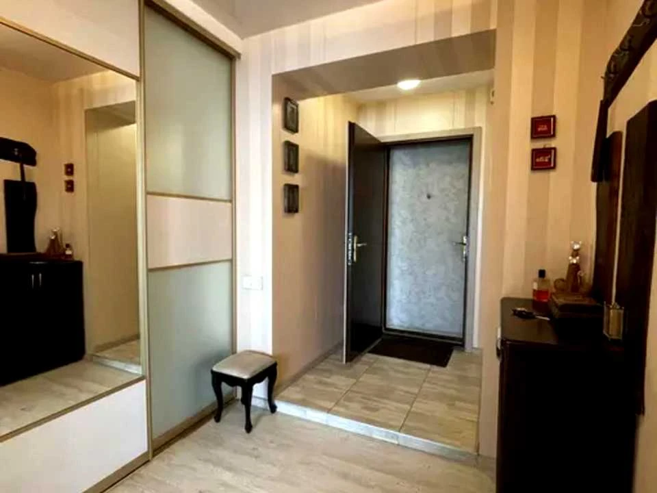 Apartment. Kharkiv, Aerokosmichny Ave. (Gagarina)