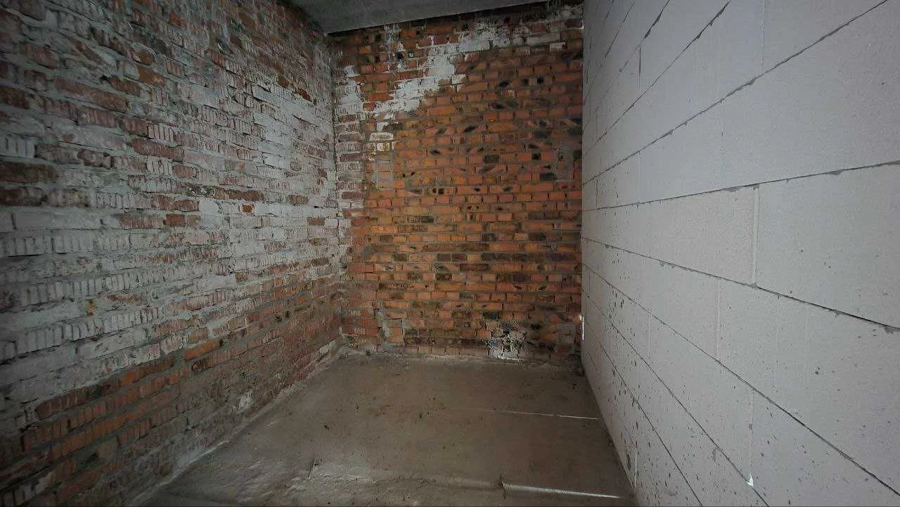 1-room new construction in a modern residential complex in the center of the city of Starokostantyniv