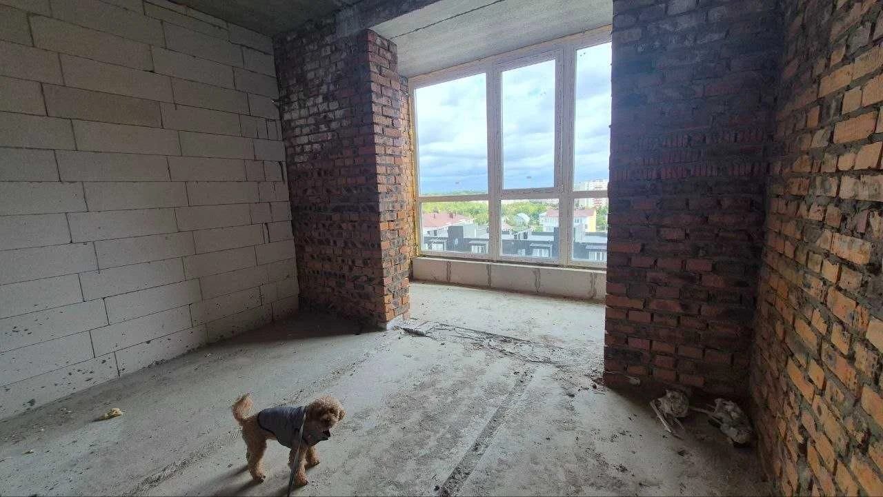 1-room new construction in a modern residential complex in the center of the city of Starokostantyniv