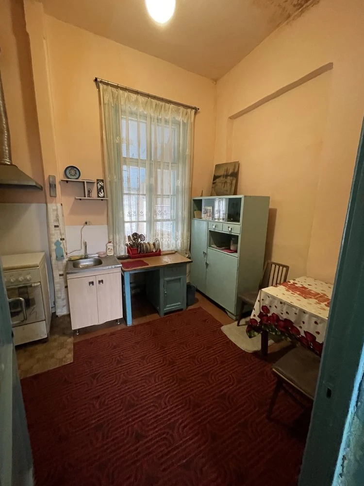 2-room apartment for $15000 near hospital