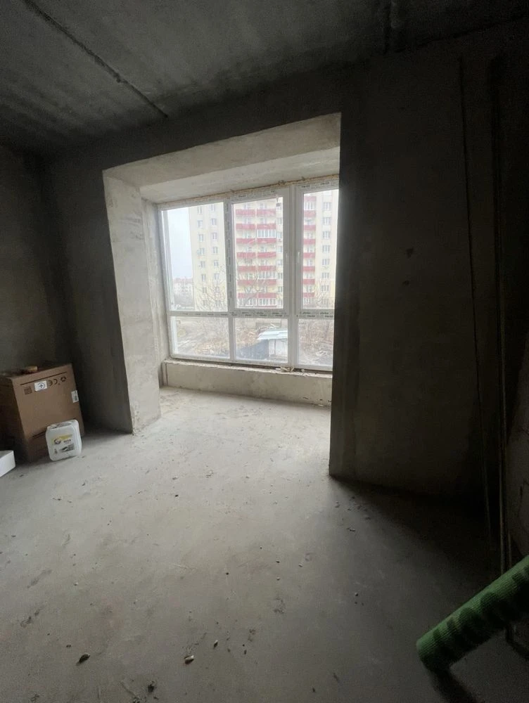 Urgent sale!! 1-bedroom apartment in a completed new building