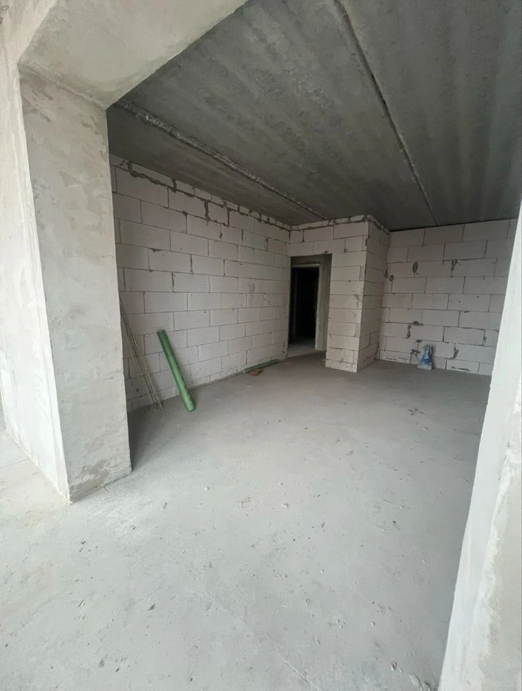 Urgent sale!! 1-bedroom apartment in a completed new building