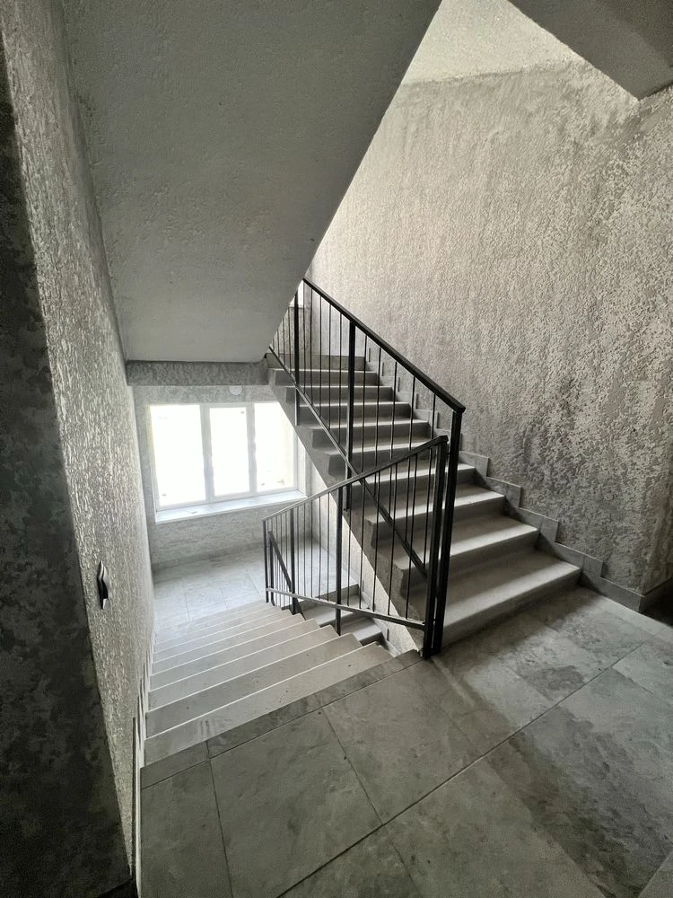 Urgent sale!! 1-bedroom apartment in a completed new building