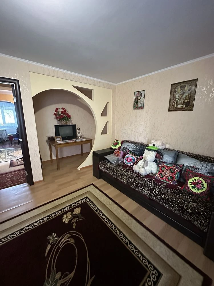 For Sale: 2-bedroom apartment with furniture