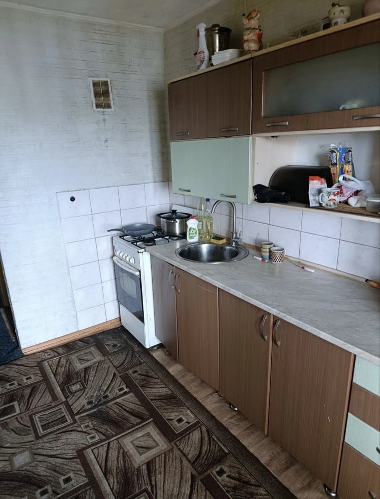 Продам трикімнатну квартиру