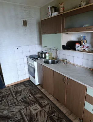 Продам трикімнатну квартиру