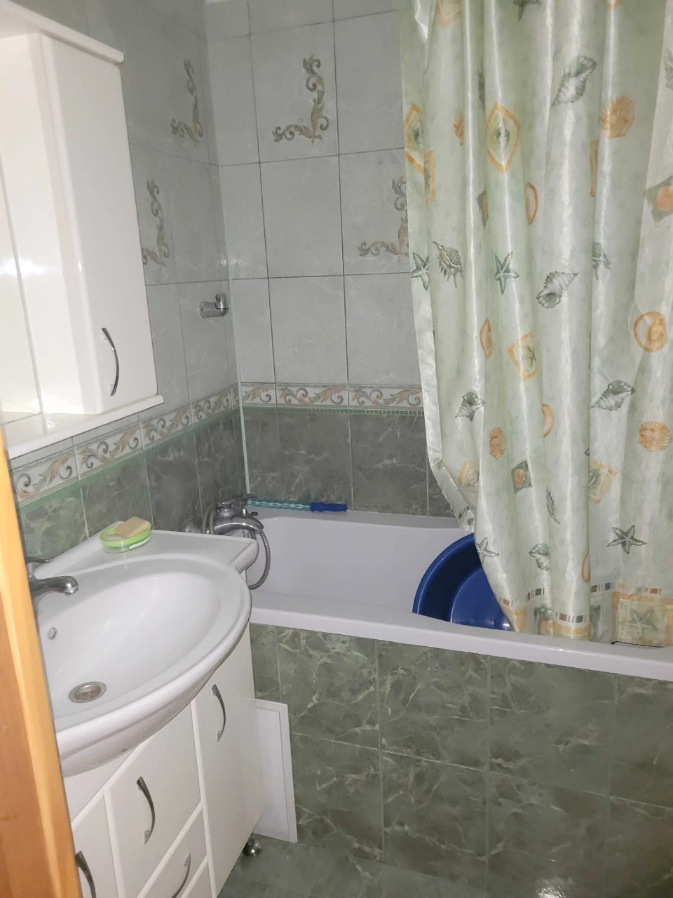 Продается меблированная 3-комнатная квартира в городе Шепетівка