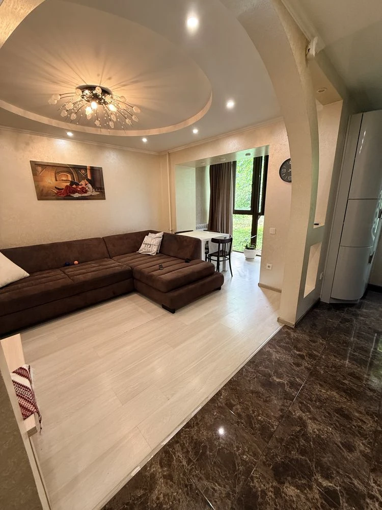 For Sale: Luxury 3-bedroom apartment