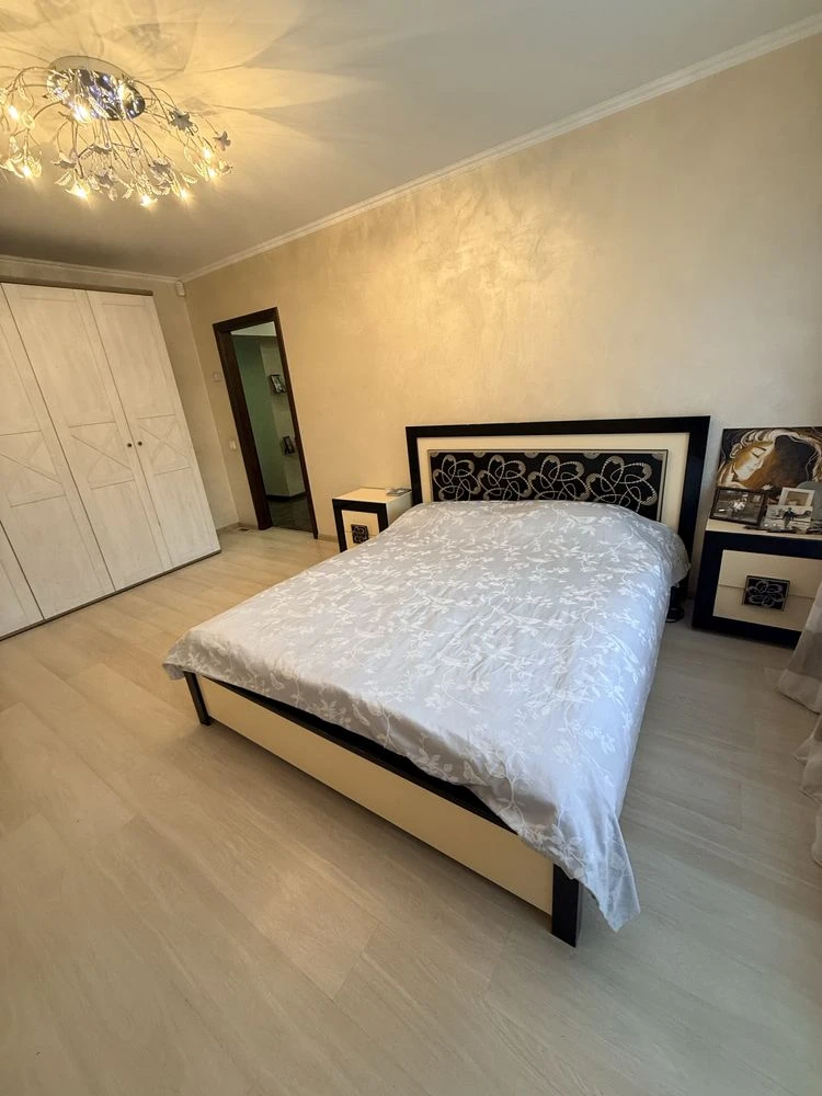 For Sale: Luxury 3-bedroom apartment