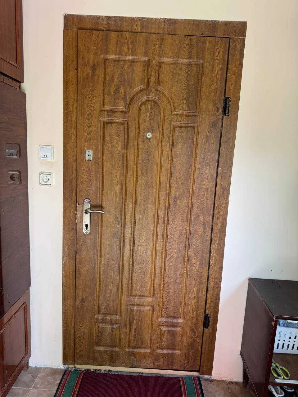 продам квартиру з власним двором