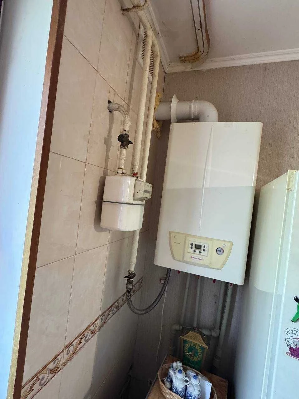 продам квартиру з власним двором
