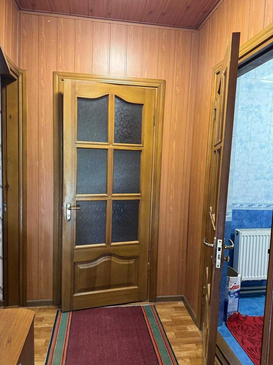 продам квартиру з власним двором
