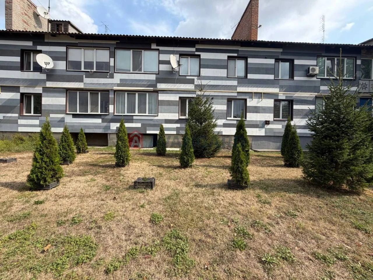 3-х квартира, м.Городище, 55 км від Черкас, є відео-огляд.