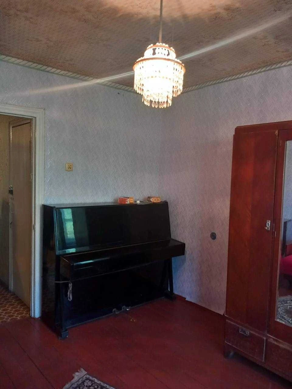 Терміновий продаж 2-кімнатної квартири | площа 58 м² | 1 пов